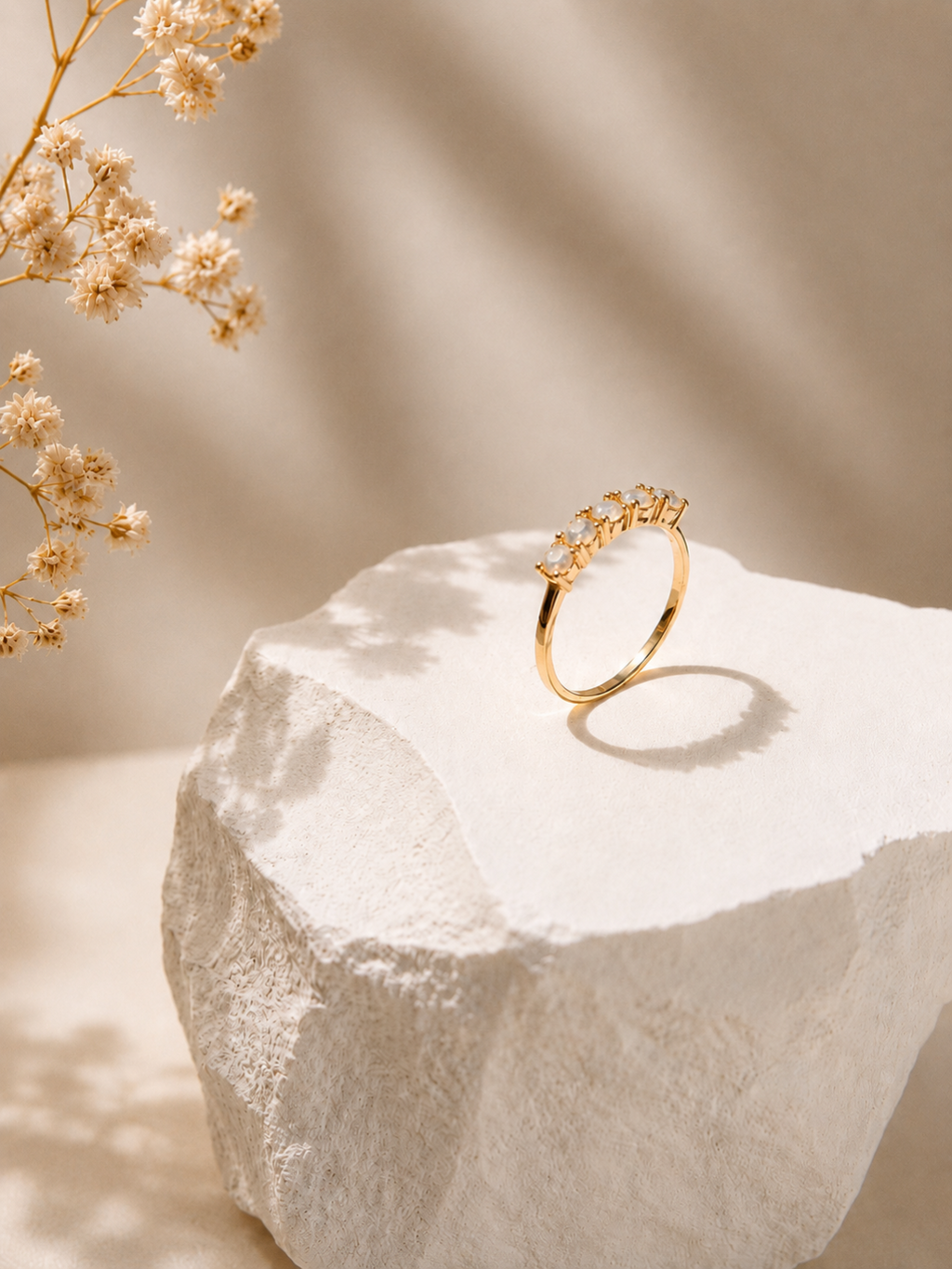 Solara Ring - Rainbow Moonstone
