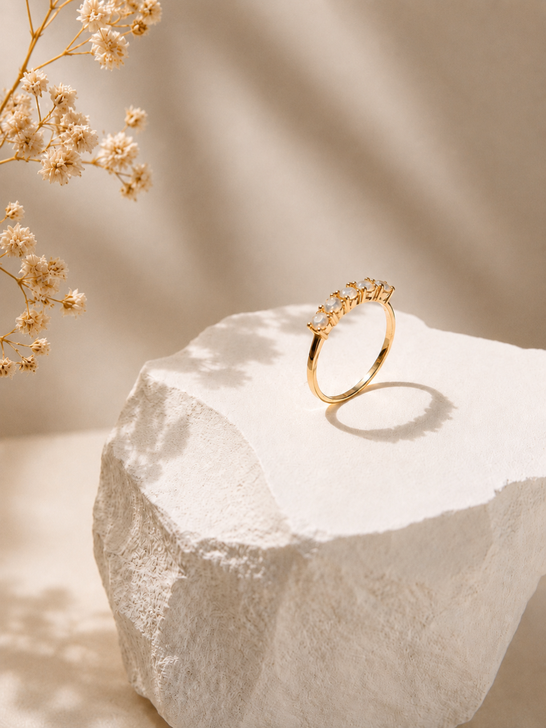 Solara Ring - Rainbow Moonstone